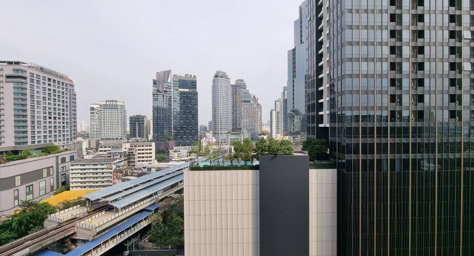 For rent 1 bed condo in Khlong Toei, Bangkok