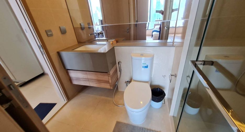 Condo en alquiler de 2 habitaciones en Watthana, Bangkok