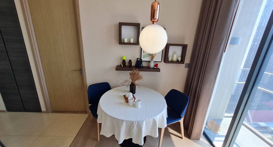 Condo en alquiler de 2 habitaciones en Watthana, Bangkok