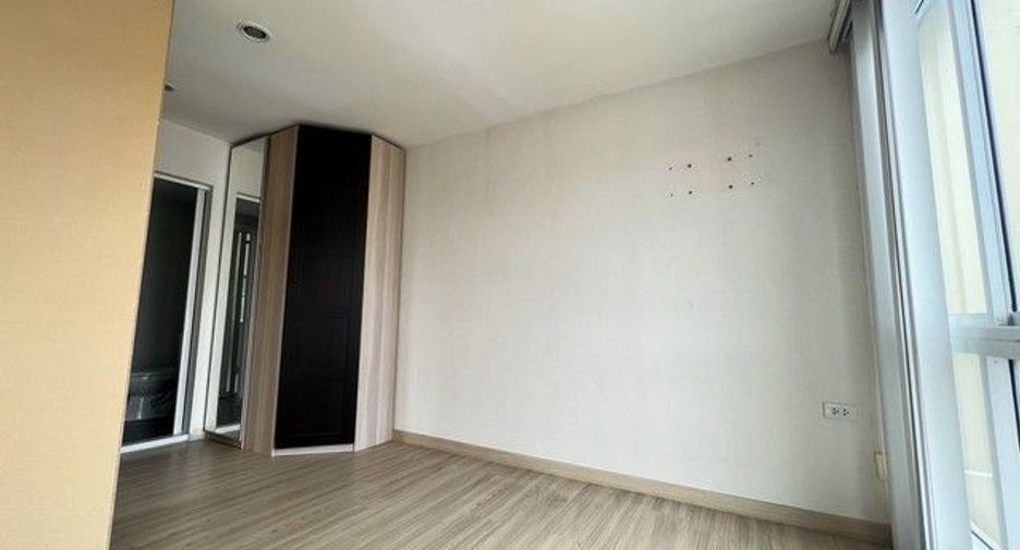 À vendre 1 chambre condo à Huai Khwang, Bangkok