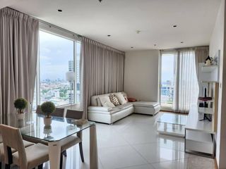 À louer 3 chambres appartement à Sathon, Bangkok