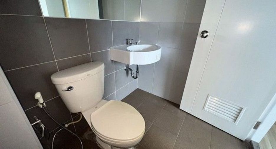 À vendre 1 chambre condo à Chom Thong, Bangkok