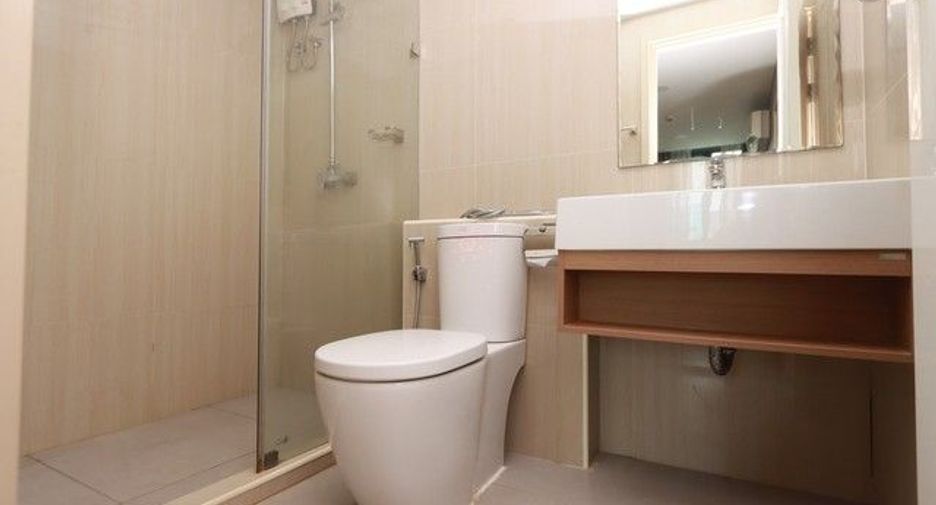For sale 1 bed condo in Suan Luang, Bangkok