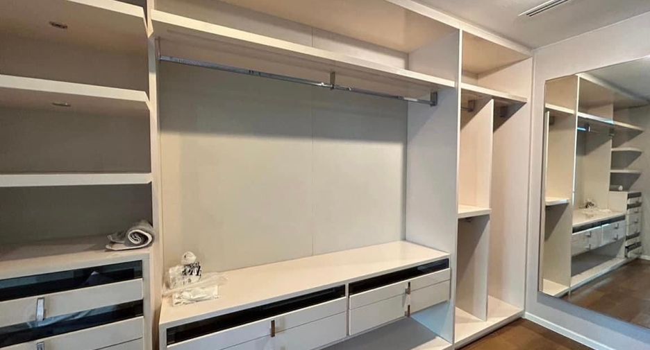 For rent 2 ベッドルーム apartment in Sathon, Bangkok