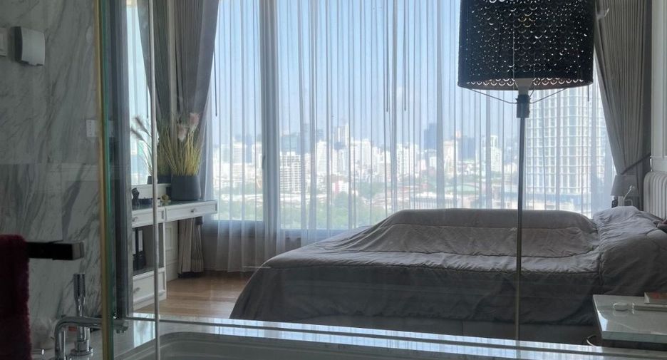 For rent 2 ベッドルーム apartment in Sathon, Bangkok