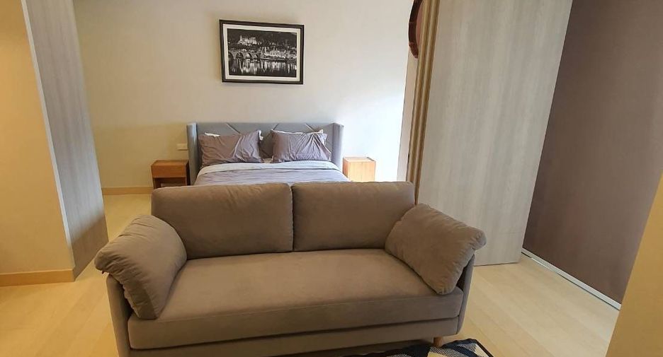 For rent 2 ベッドルーム apartment in Sathon, Bangkok
