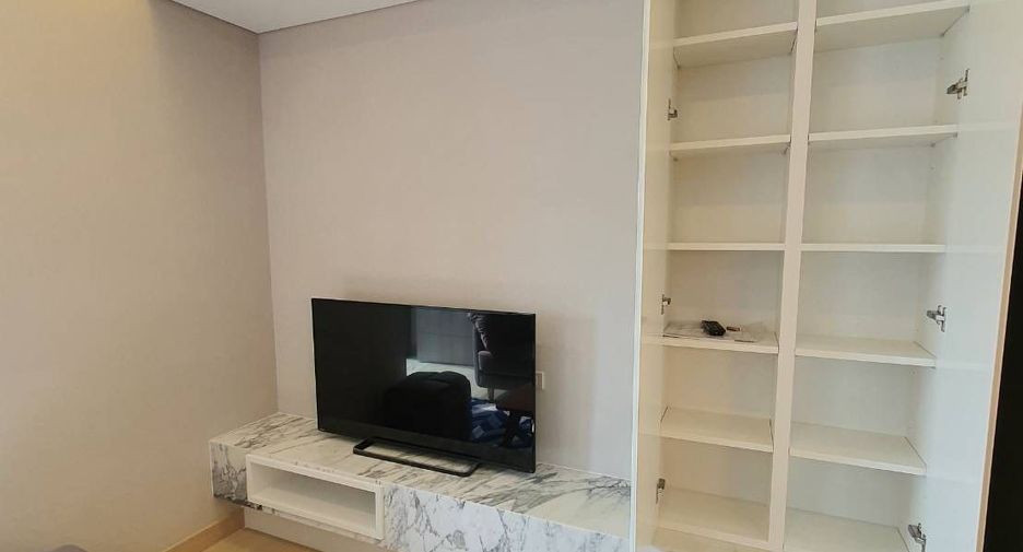 For rent 2 ベッドルーム apartment in Sathon, Bangkok
