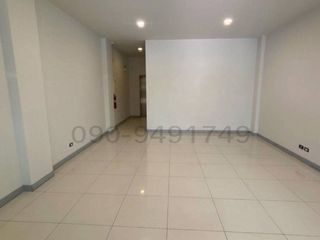 For rent 1 bed retail Space in Bang Rak, Bangkok