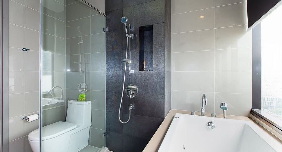 Apartamento en alquiler de 1 habitaciones en Bang Rak, Bangkok