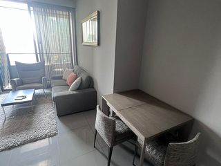 Apartamento en alquiler de 1 habitaciones en Bang Rak, Bangkok