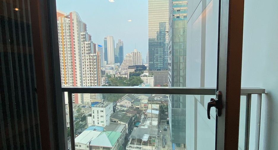 Apartamento en alquiler de 1 habitaciones en Sathon, Bangkok