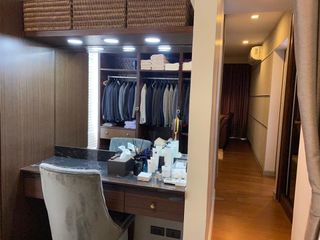 Apartamento en alquiler de 2 habitaciones en Bang Rak, Bangkok