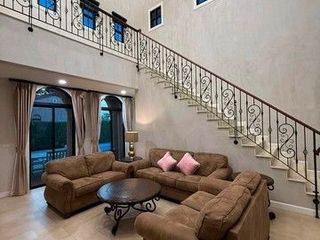 Haus zur Miete mit 4 Zimmer in Ban Bueng, Chonburi
