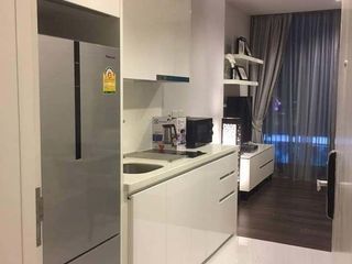 Apartamento en alquiler de 1 habitaciones en Sathon, Bangkok