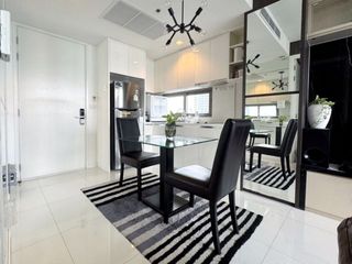 Apartamento en alquiler de 1 habitaciones en Sathon, Bangkok
