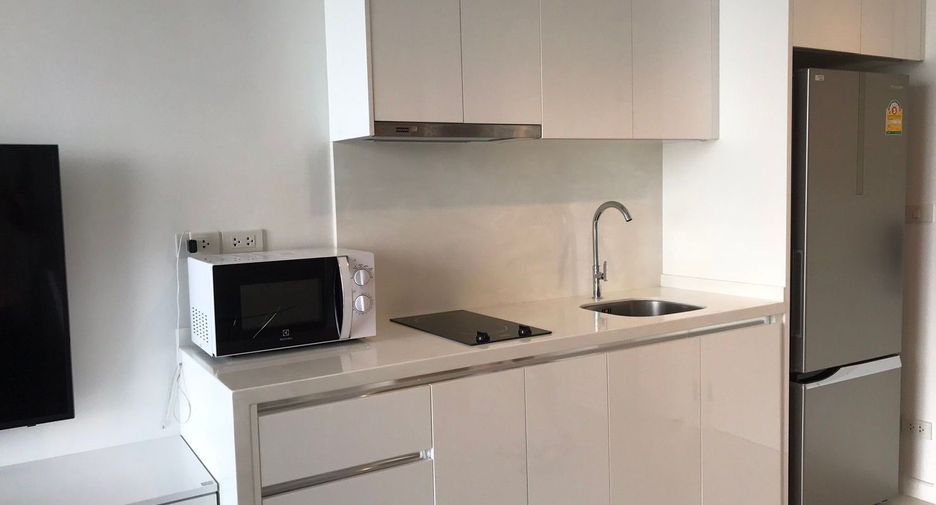 Apartamento en alquiler de 1 habitaciones en Sathon, Bangkok