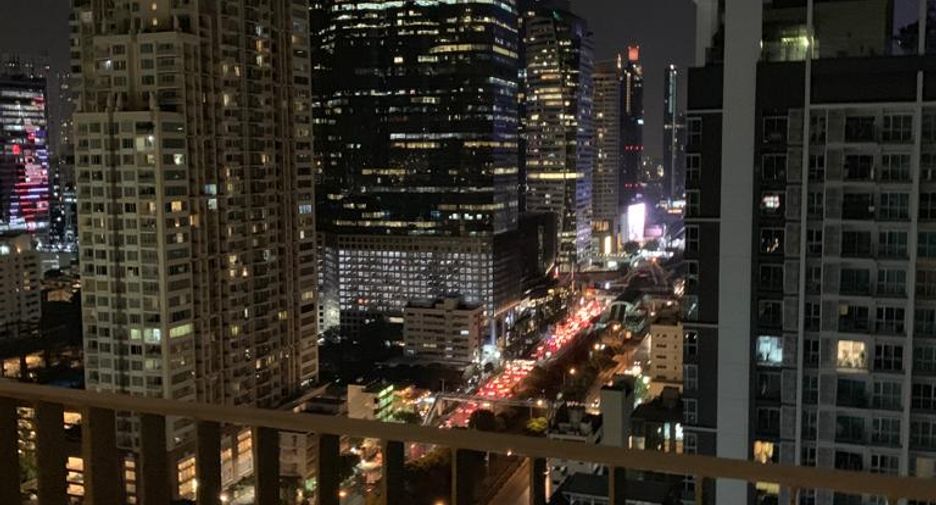 Apartamento en alquiler de 1 habitaciones en Sathon, Bangkok