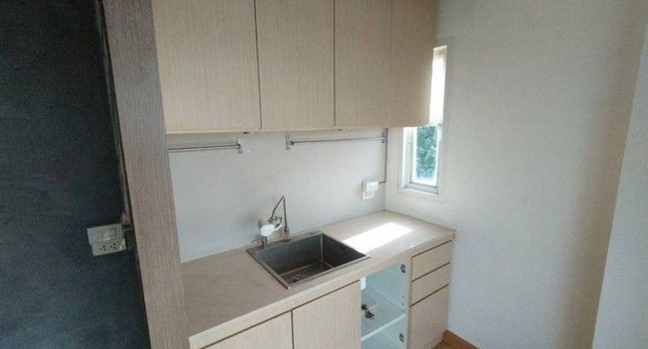 For sale 1 bed condo in Bang Kapi, Bangkok