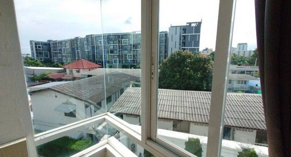 For sale 1 bed condo in Bang Kapi, Bangkok