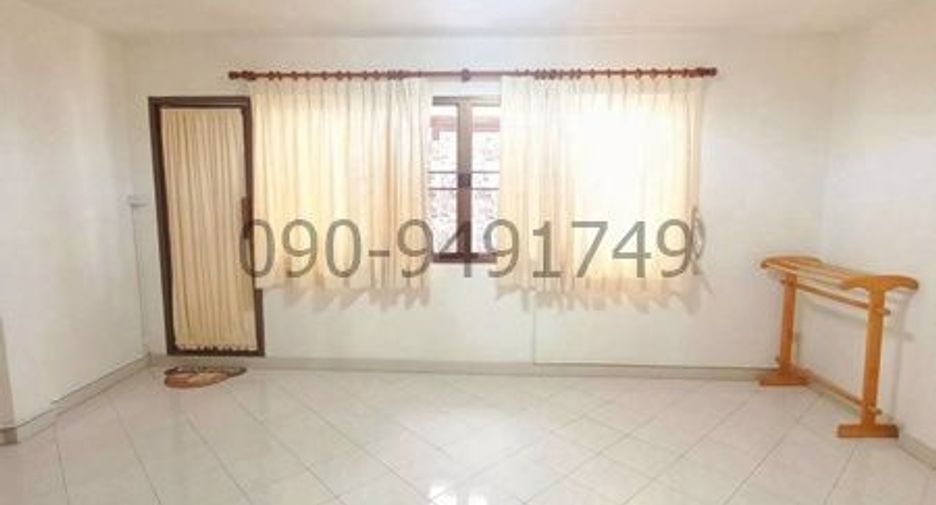 Gewerbefläche zur Miete mit 3 Zimmer in Suan Luang, Bangkok