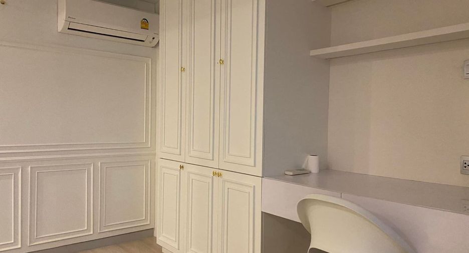 Apartamento en alquiler de 1 habitaciones en Sathon, Bangkok