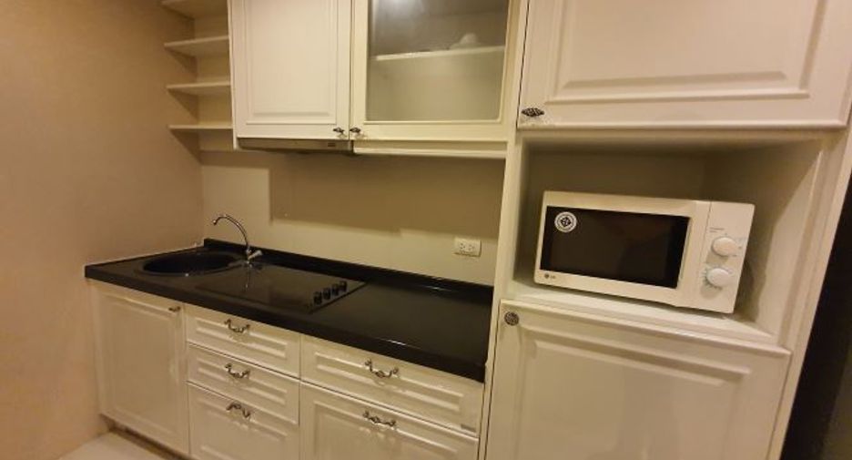 Apartamento en alquiler de 2 habitaciones en Sathon, Bangkok