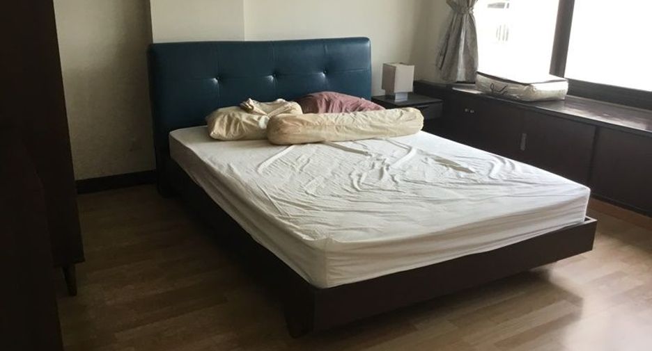 Apartamento en alquiler de 2 habitaciones en Bang Rak, Bangkok