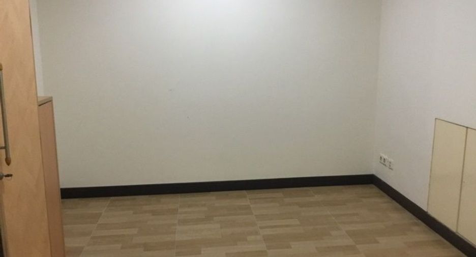 Apartamento en alquiler de 2 habitaciones en Bang Rak, Bangkok