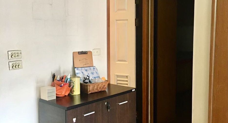 Apartamento en alquiler de 2 habitaciones en Bang Rak, Bangkok