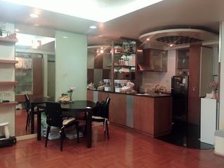 For rent 2 bedrooms apartment in Bang Rak, Bangkok