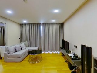 Apartamento en alquiler de 2 habitaciones en Pathum Wan, Bangkok