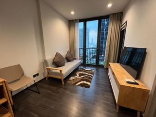 Apartamento en alquiler de 1 habitaciones en Huai Khwang, Bangkok