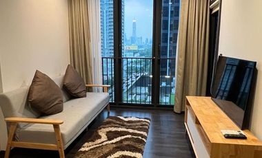 Apartamento en alquiler de 1 habitaciones en Huai Khwang, Bangkok