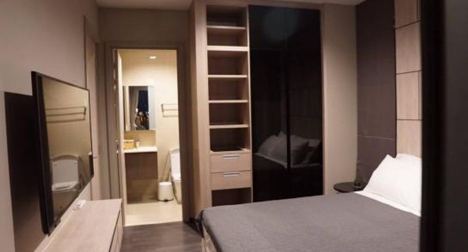 Apartamento en alquiler de 1 habitaciones en Huai Khwang, Bangkok