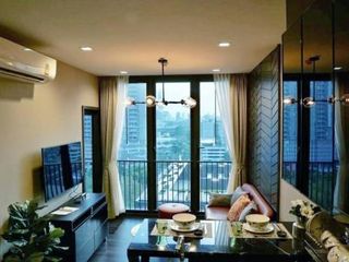 Apartamento en alquiler de 1 habitaciones en Huai Khwang, Bangkok