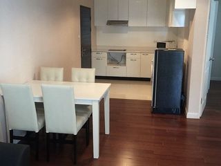 Apartamento en alquiler de 2 habitaciones en Huai Khwang, Bangkok