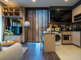 Apartamento en alquiler de 1 habitaciones en Huai Khwang, Bangkok