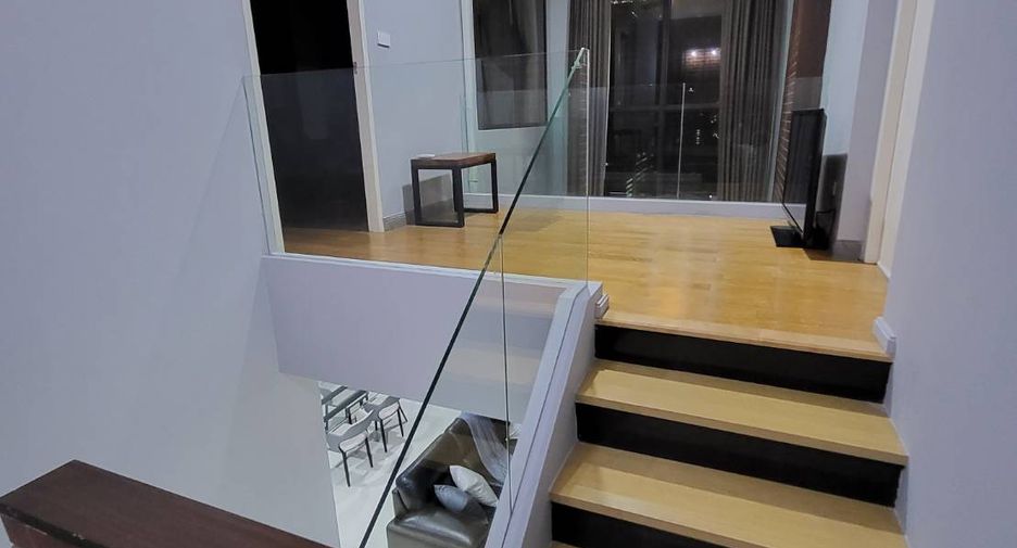 Apartamento en alquiler de 1 habitaciones en Watthana, Bangkok