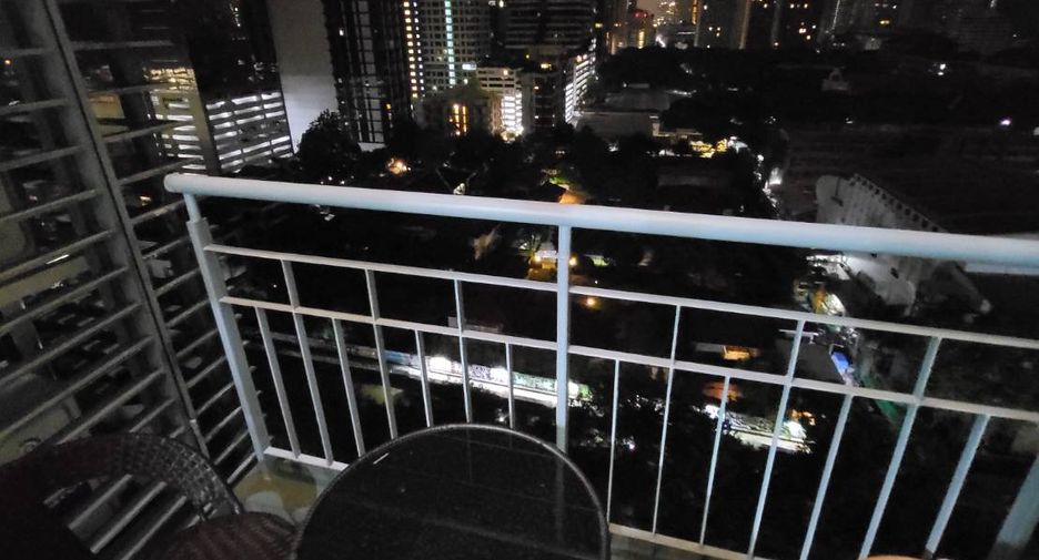 Apartamento en alquiler de 1 habitaciones en Watthana, Bangkok