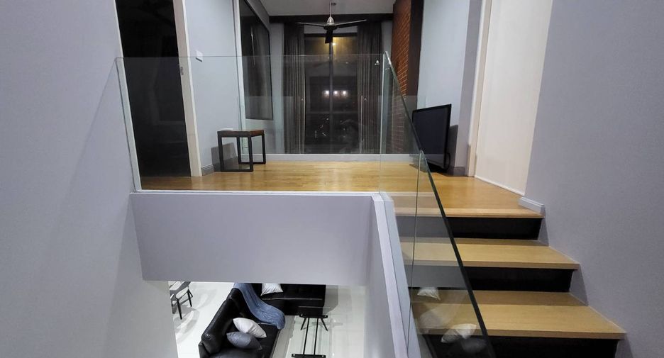 Apartamento en alquiler de 1 habitaciones en Watthana, Bangkok