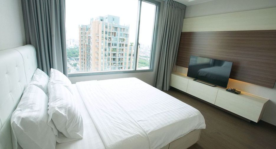 Apartamento en alquiler de 3 habitaciones en Watthana, Bangkok
