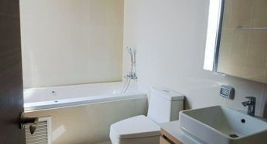 Apartamento en alquiler de 3 habitaciones en Watthana, Bangkok