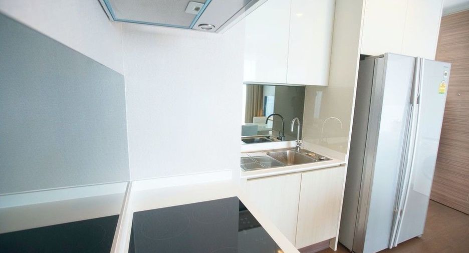 Apartamento en alquiler de 3 habitaciones en Watthana, Bangkok