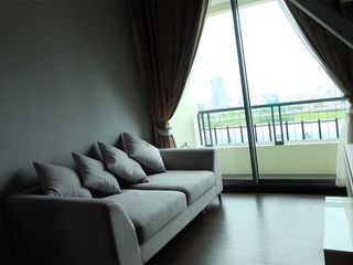 Apartamento en alquiler de 2 habitaciones en Watthana, Bangkok