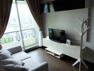 Apartamento en alquiler de 2 habitaciones en Watthana, Bangkok