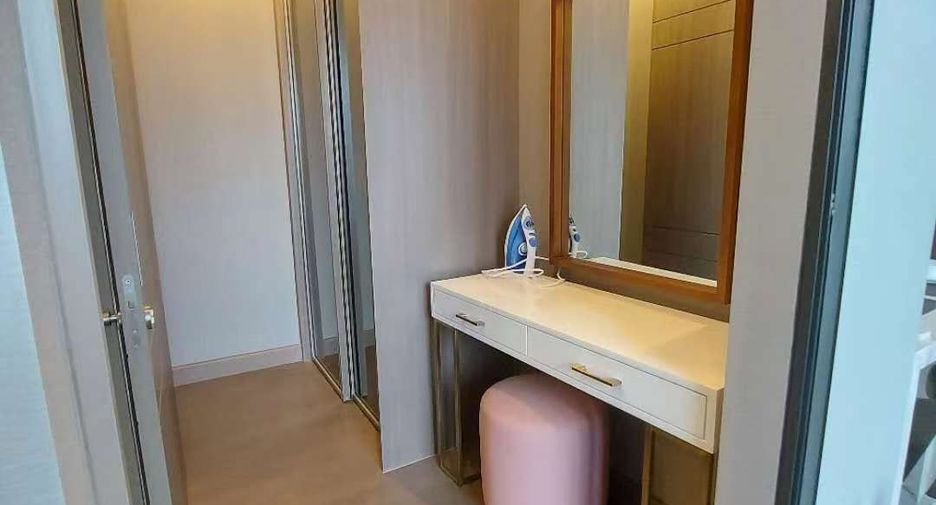 Apartamento en alquiler de 1 habitaciones en Watthana, Bangkok