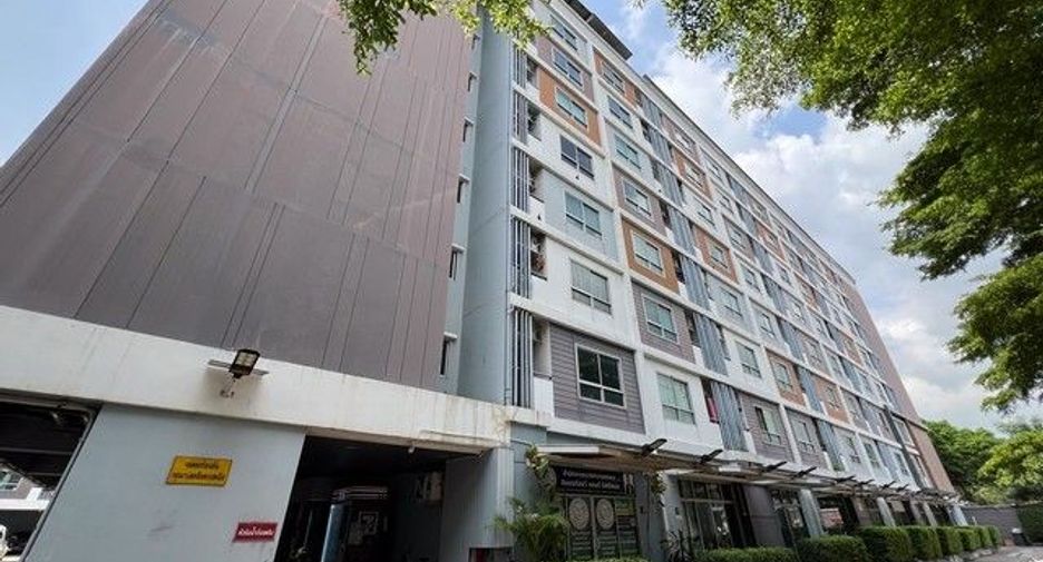 For sale 1 bed condo in Bang Kapi, Bangkok