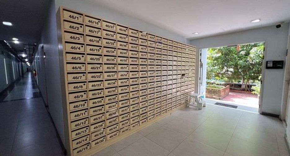 For sale 1 bed condo in Bang Kapi, Bangkok