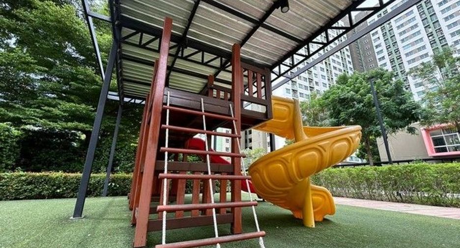 出售 1 卧室 公寓 在 Bang Khae, 曼谷