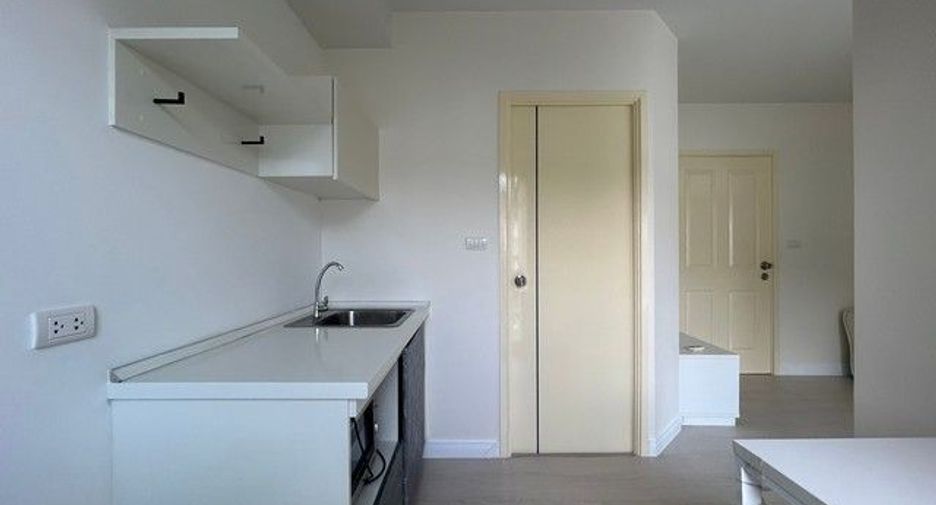 For sale 1 Beds condo in Wang Thonglang, Bangkok
